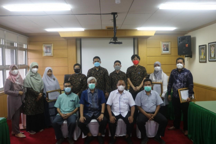 Serah Terima Jabatan Aparat Pengelola Jurusan Fisika